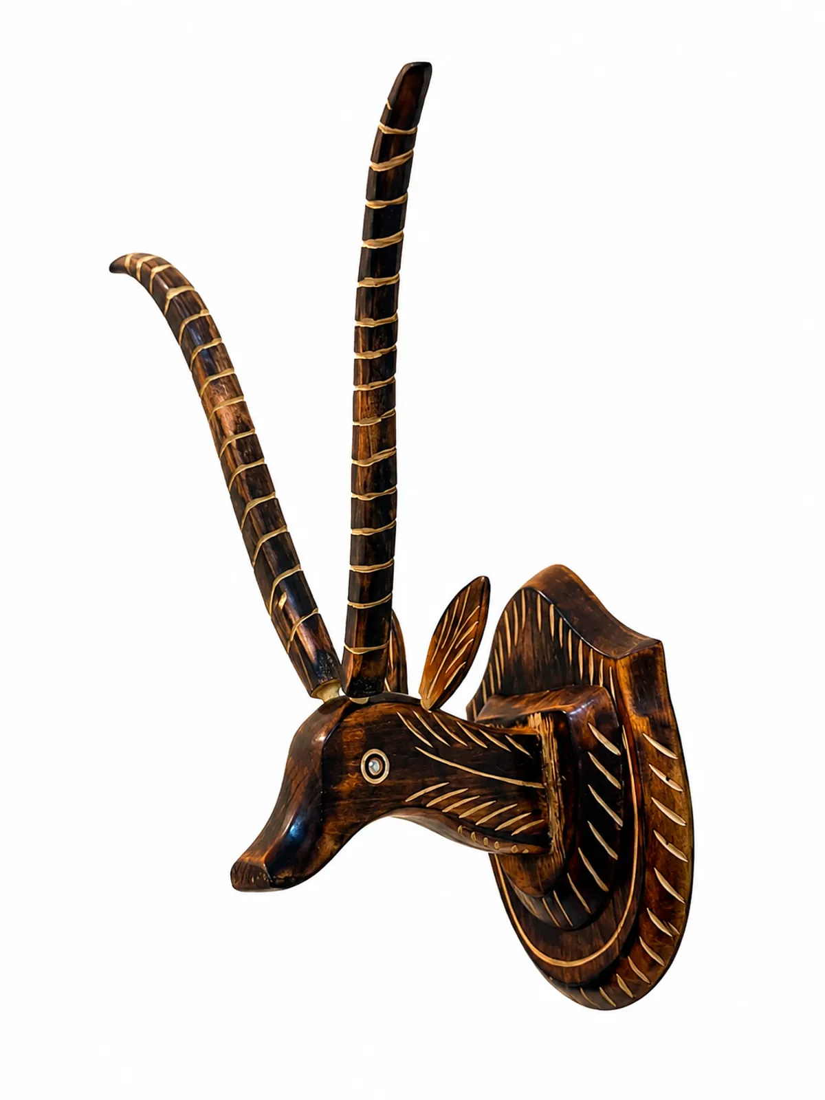 Carved Deer Head Wall Mount — Medium — JSlWs9EYKiWF_4NZN1OZGMR_2026-08-08_1.webp
