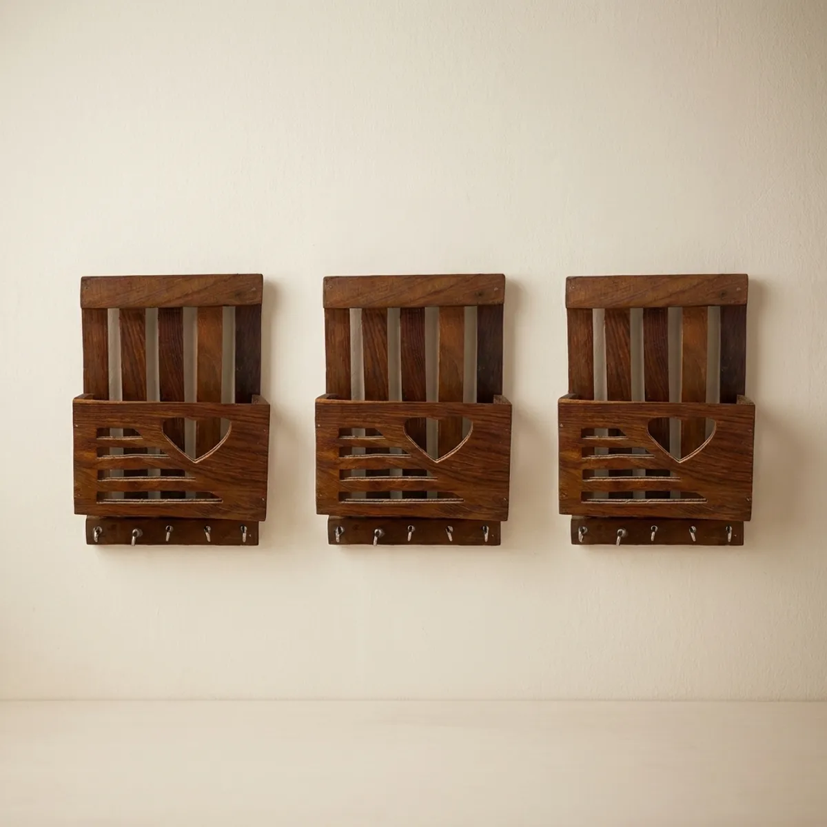 Wall Letter & Key Holder — Set of 3 — 5Zg67Jub_NGG0FCOXLX_2026-07-23_1.webp