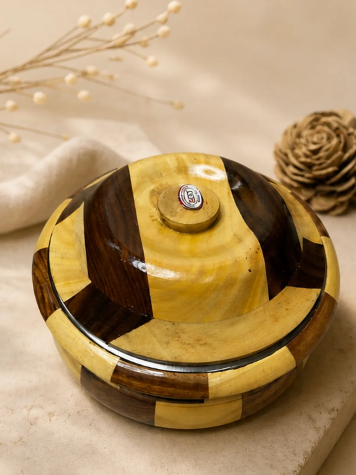 Chapati Bowl with Lid — 4fv5Vazr_4J6Y8U1EDV_2026-05-11_1.webp