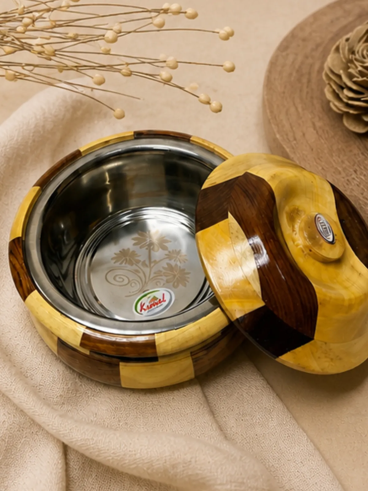 Chapati Bowl with Lid — 4fv5Vazr_C8762EEGDZ_2026-05-11_3.webp