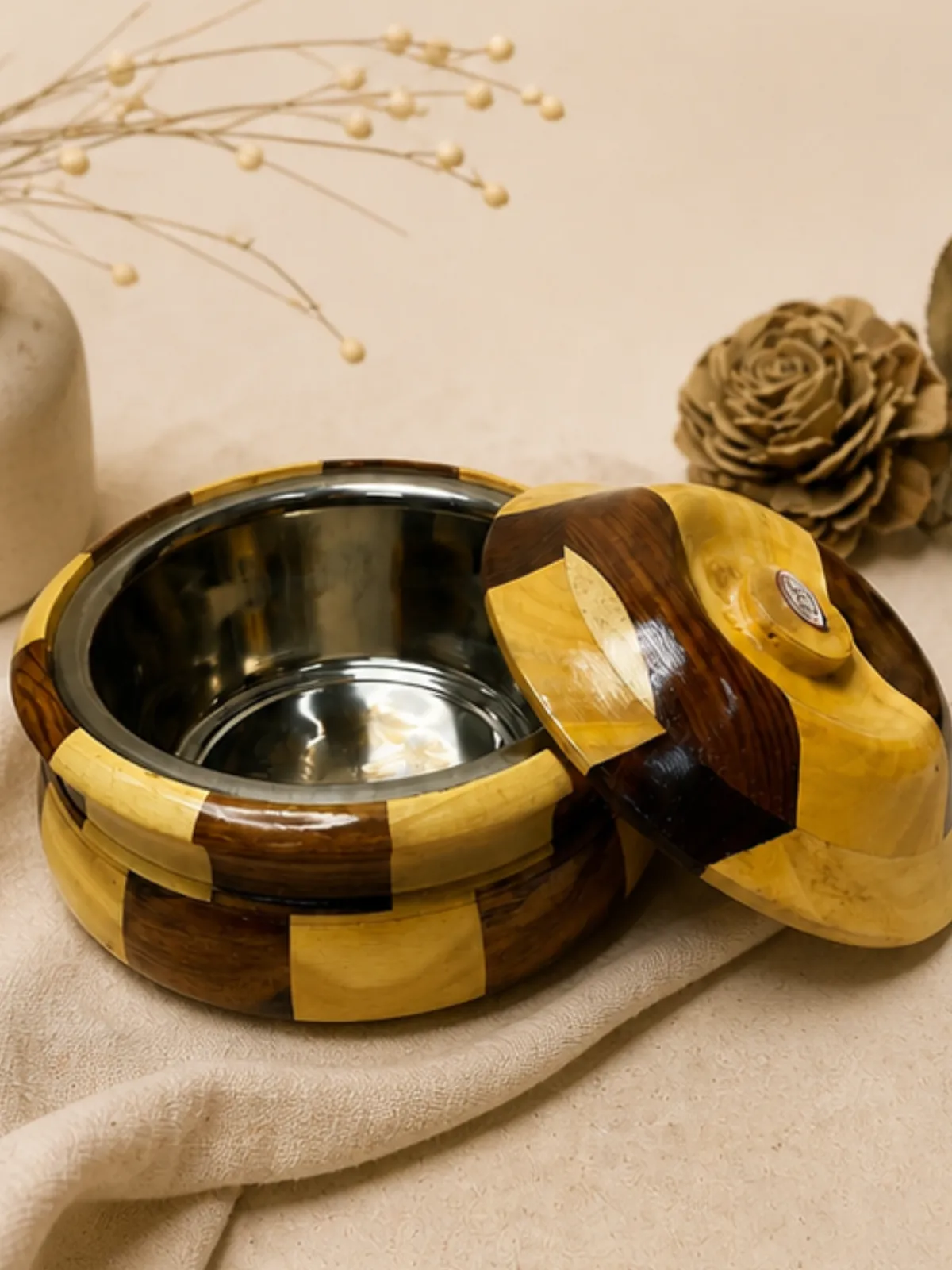 Chapati Bowl with Lid — 4fv5Vazr_ENIF0KANIQ_2026-05-11_4.webp
